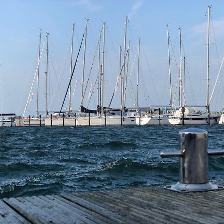 Appartamento Derankerplatz-Fehmarn Burgtiefe auf Fehmarn Esterno foto